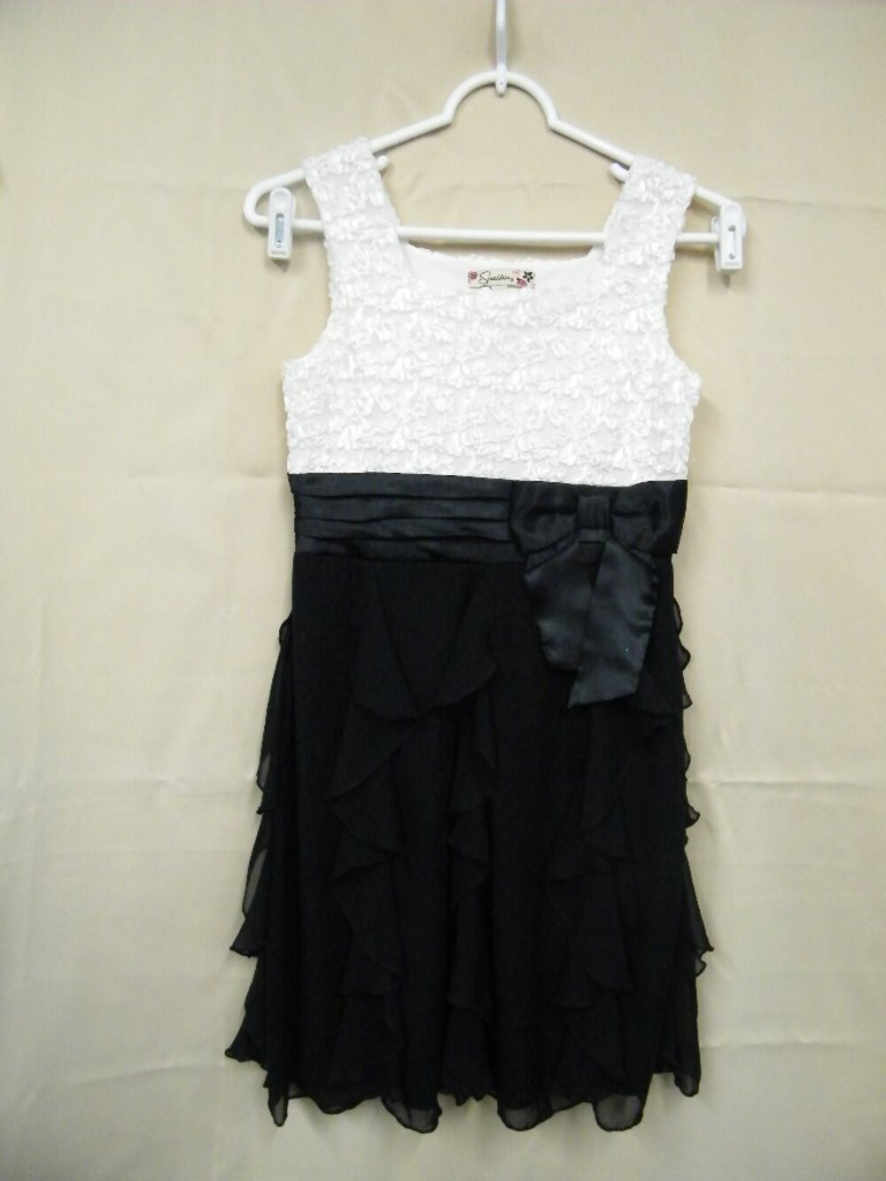 Formal Dress Black and white Speechless Sz 14 youth